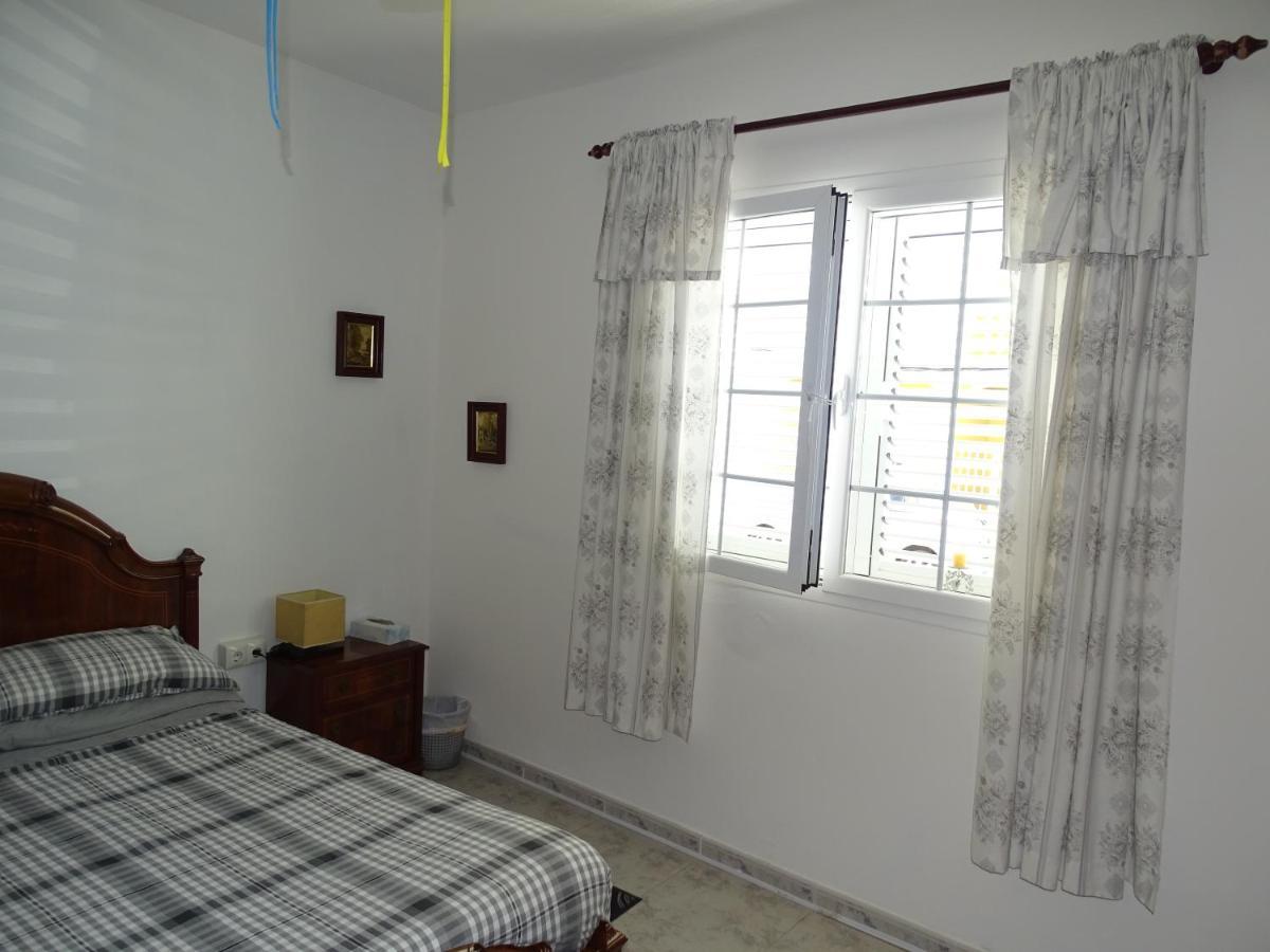 Rickaty Lodge: Airport-View B&B at Gran Canaria Las Majoreras Exterior photo